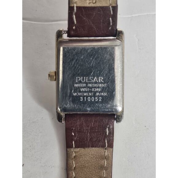 Pulsar Gold and Brown Women's Watch - Picture 12 of 15